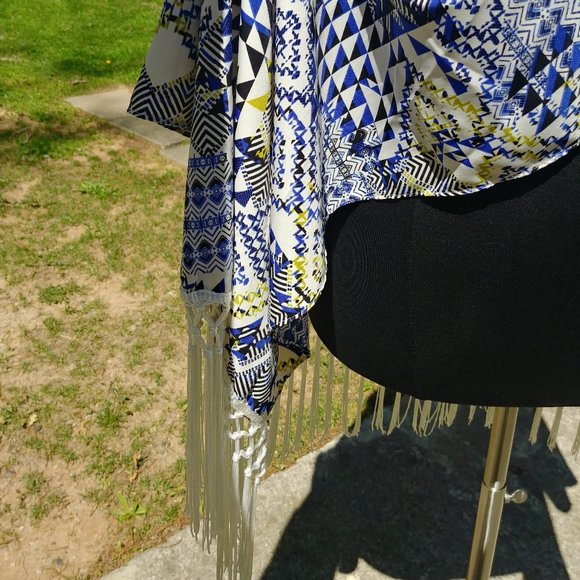 FRINGED KIMONO - Picture 3 of 5